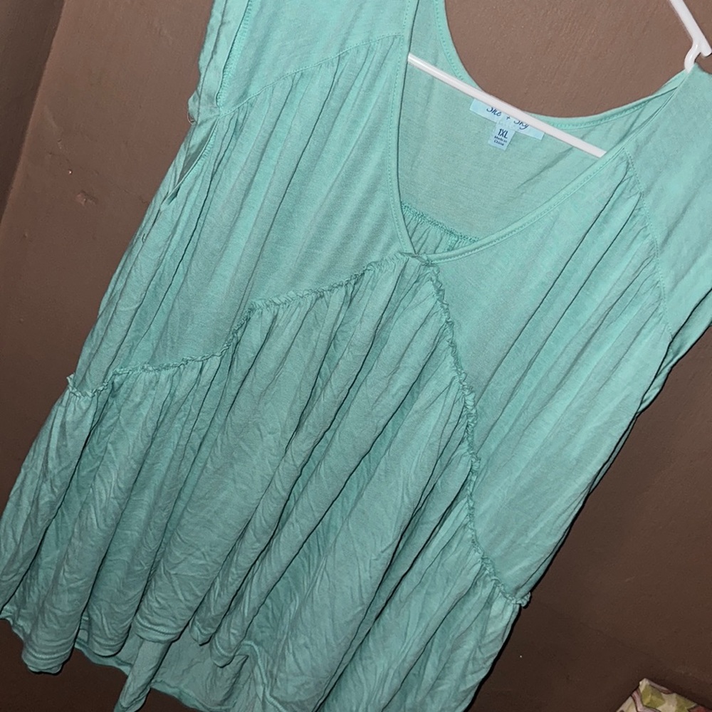 She + Sky 1x top